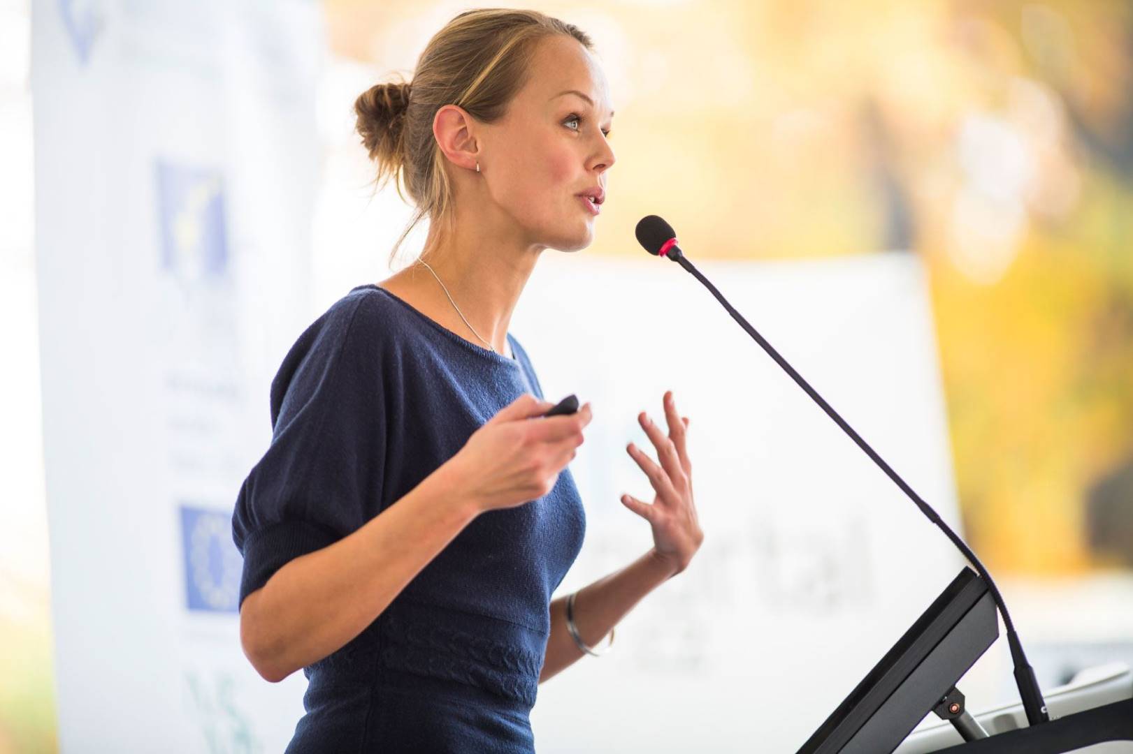 You are currently viewing 17 Rostrum WA Public Speaking Tips to Improve your Next Presentation